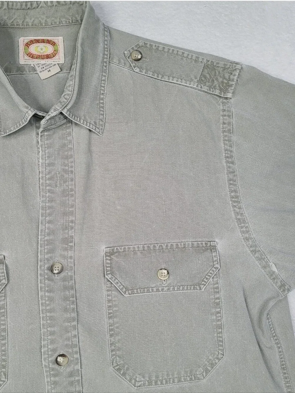 Vintage Banana Republic Mill Valley 80s Safari Shirt Sage Green-Gray Hong Kong M